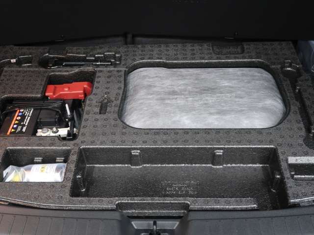 NISSAN NOTE 4WD 2024 Image 31