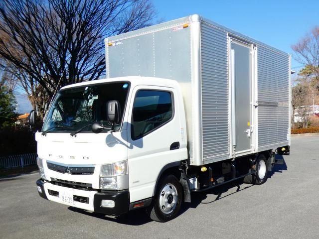 MITSUBISHI CANTER 2017 Image 31