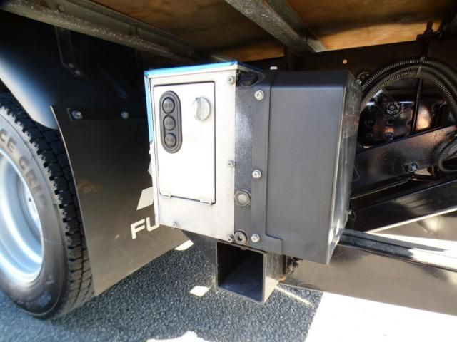 MITSUBISHI CANTER 2017 Image 31