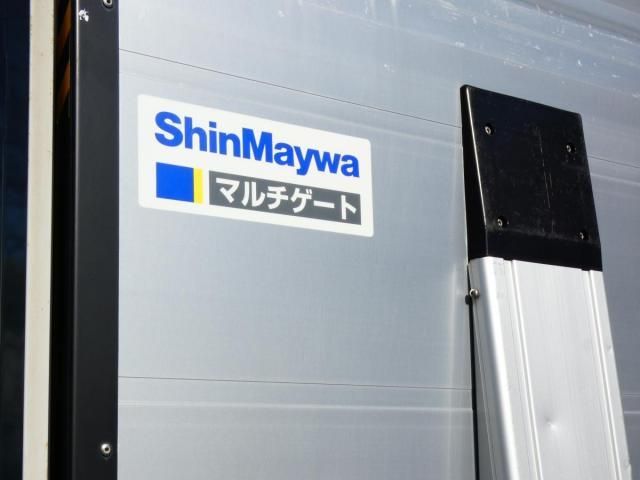 MITSUBISHI CANTER 2017 Image 31