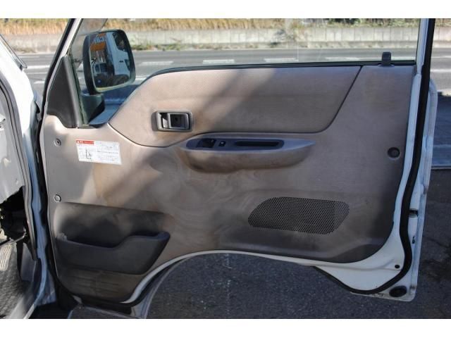 MAZDA ボンゴ 2001 Image 31