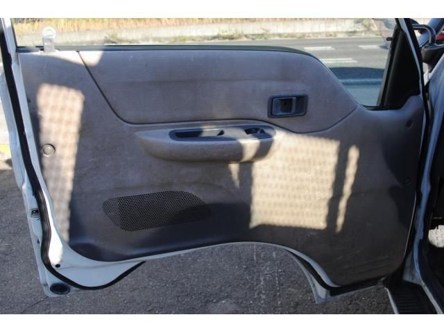 MAZDA ボンゴ 2001 Image 31