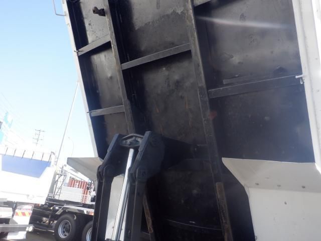 ISUZU FORWARD 2011 Image 31