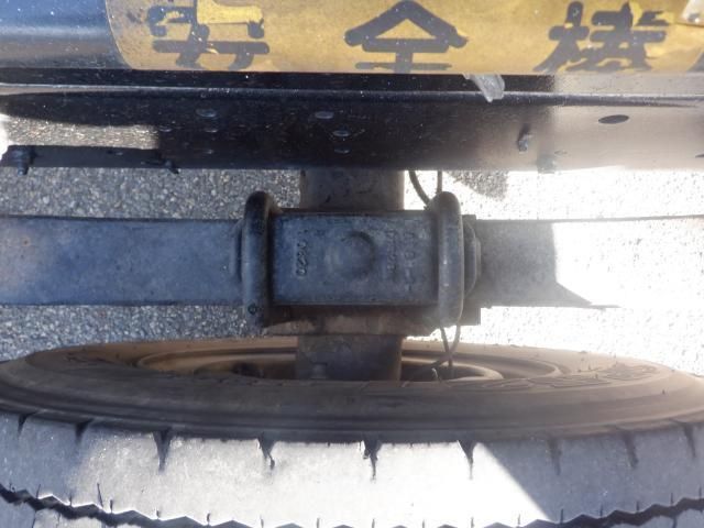 ISUZU FORWARD 2011 Image 31