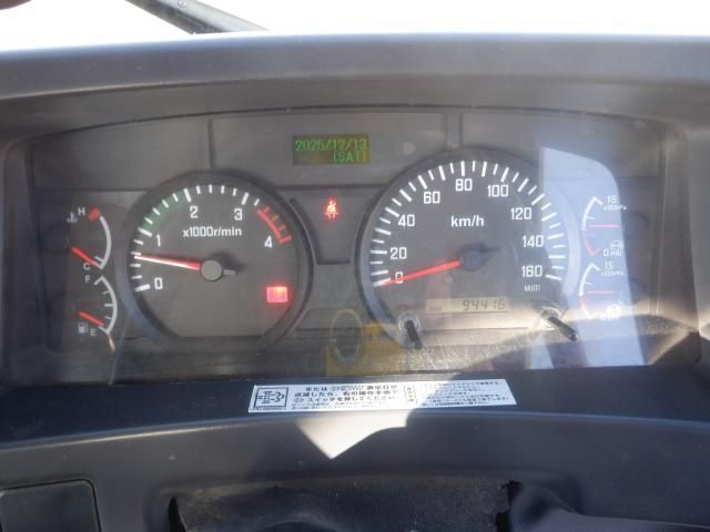 ISUZU FORWARD 2011 Image 31