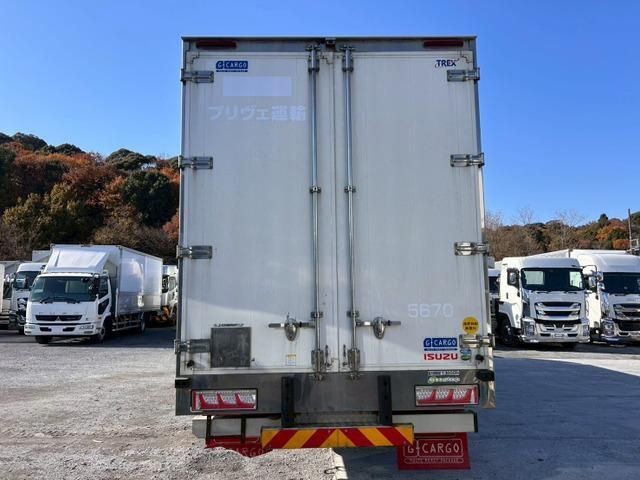 ISUZU GIGA 2018 Image 31