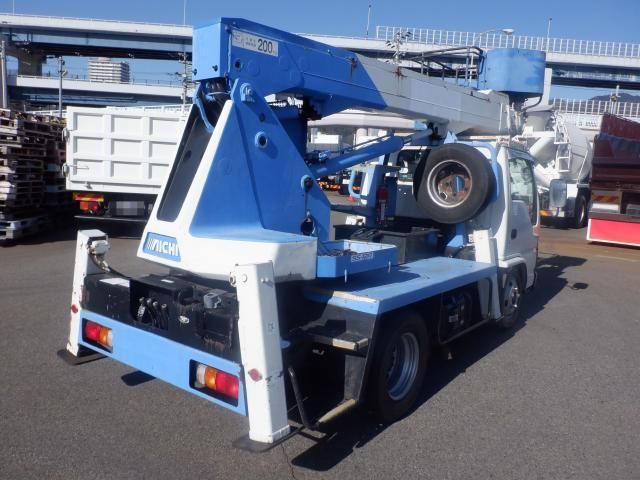 ISUZU ELF 2005 Image 31