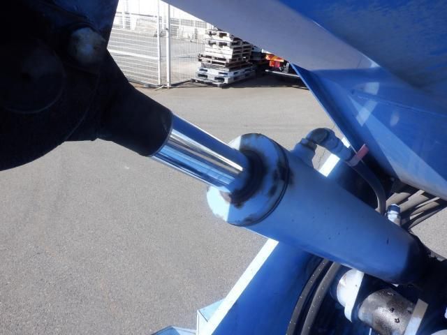 ISUZU ELF 2005 Image 31