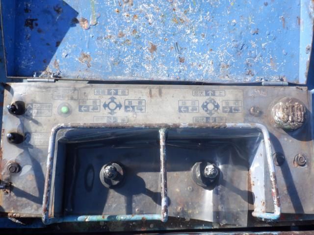 ISUZU ELF 2005 Image 31