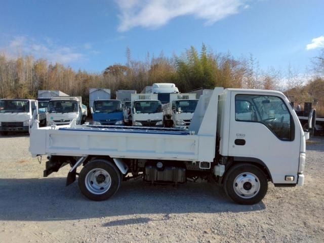 ISUZU ELF 2017 Image 31