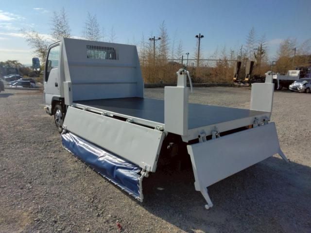 ISUZU ELF 2017 Image 31