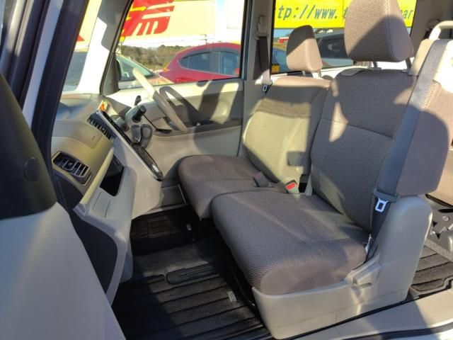 DAIHATSU TANTO 2016 Image 31