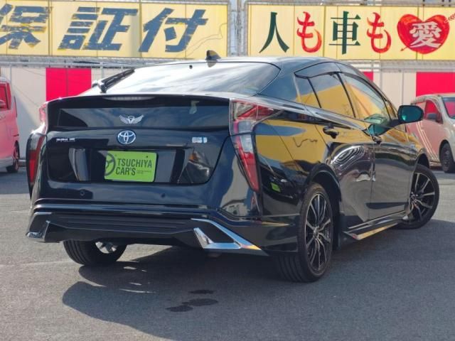 TOYOTA PRIUS 2018 Image 31