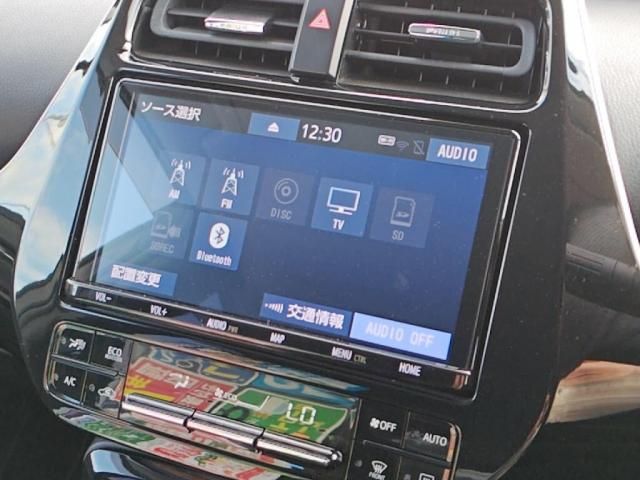 TOYOTA PRIUS 2018 Image 31