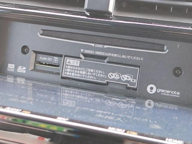 TOYOTA PRIUS 2018 Image 31