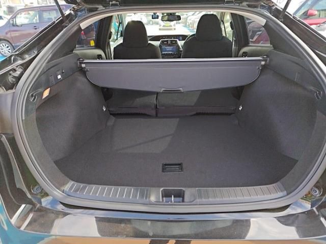 TOYOTA PRIUS 2018 Image 31