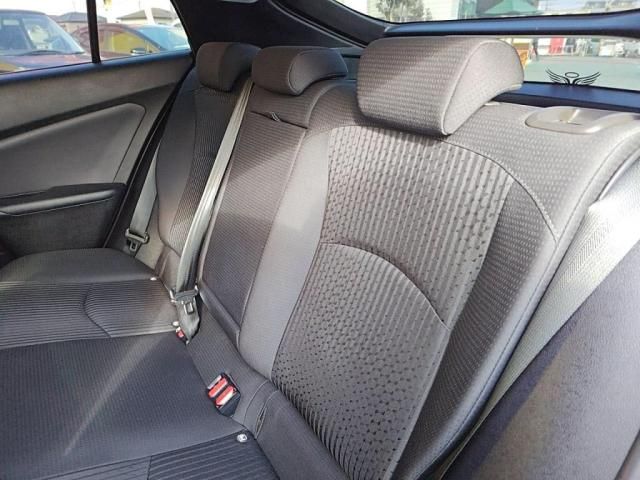 TOYOTA PRIUS 2018 Image 31