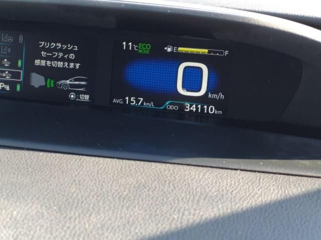 TOYOTA PRIUS 2018 Image 31