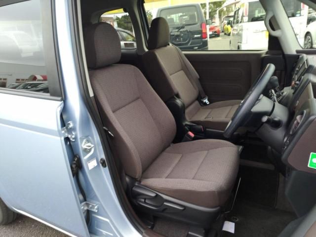 TOYOTA PORTE 2015 Image 31