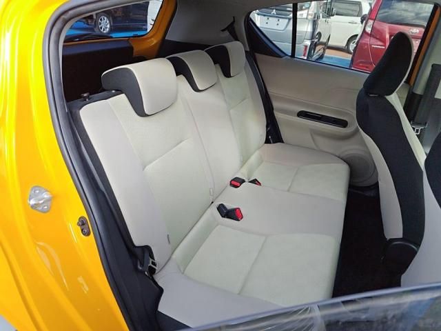 TOYOTA AQUA 2013 Image 31