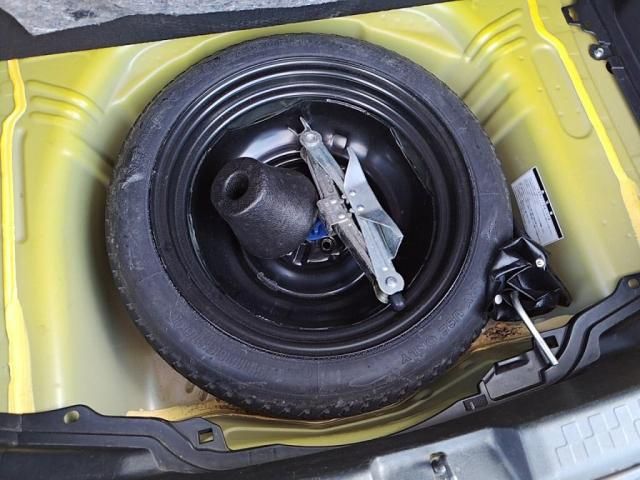 TOYOTA AQUA 2013 Image 31