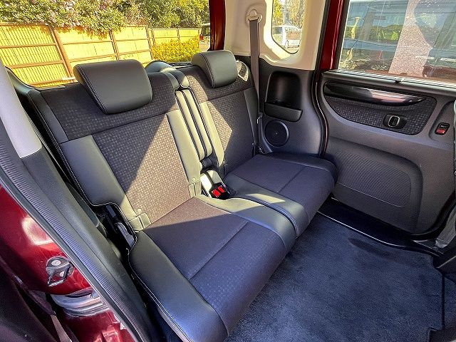 HONDA N BOX 2015 Image 31