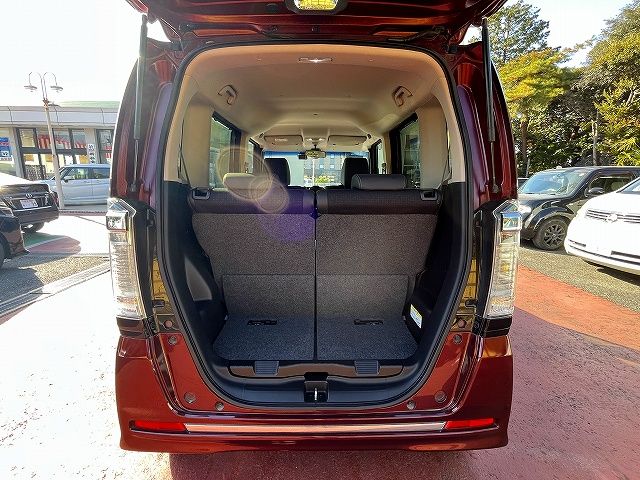 HONDA N BOX 2015 Image 31