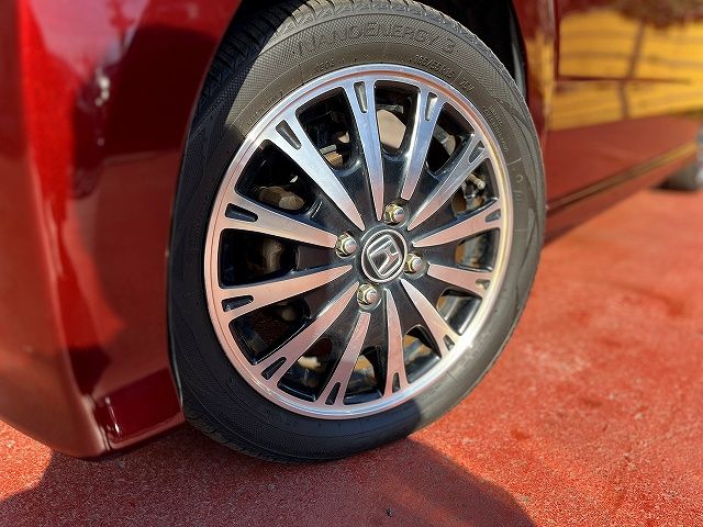 HONDA N BOX 2015 Image 31