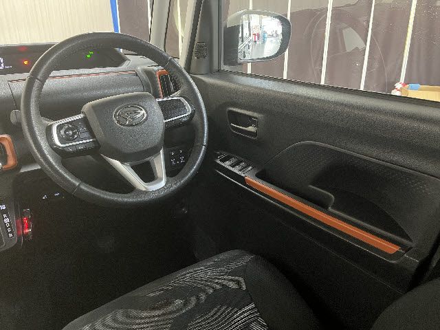 DAIHATSU TANTO FAN CROSS 2023 Image 31