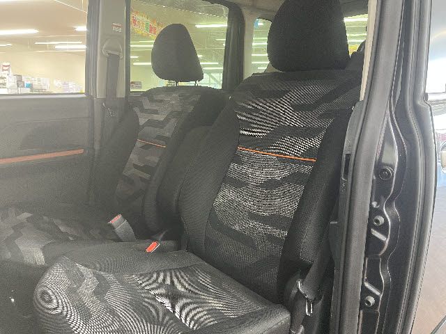 DAIHATSU TANTO FAN CROSS 2023 Image 31