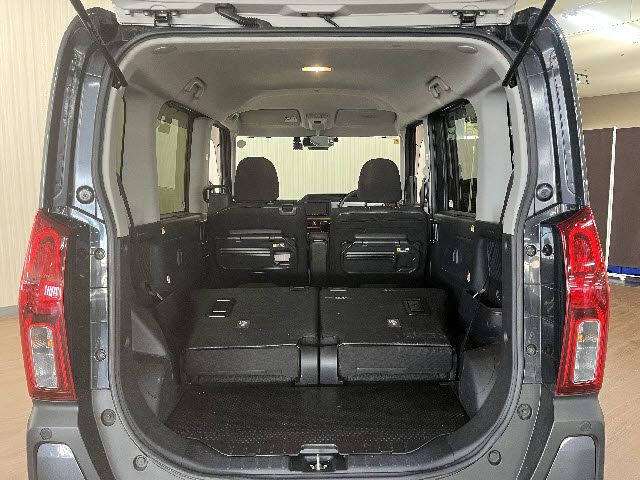 DAIHATSU TANTO FAN CROSS 2023 Image 31