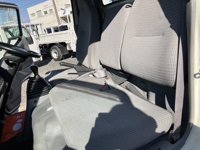 HINO DUTRO 2013 Image 31