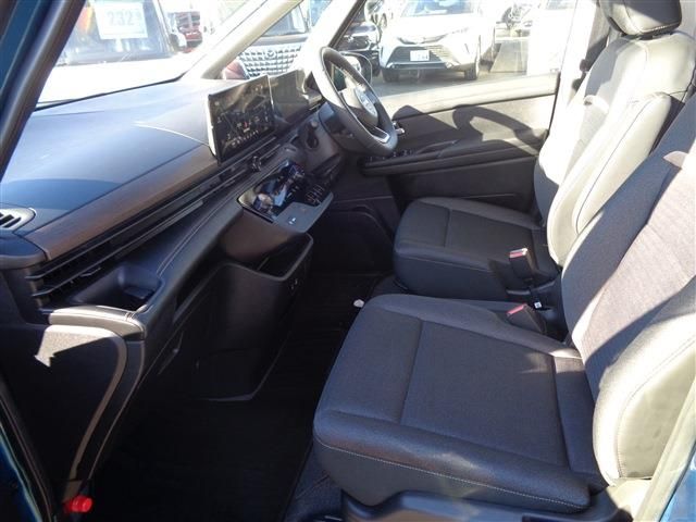 NISSAN SERENA  WG 2023 Image 31