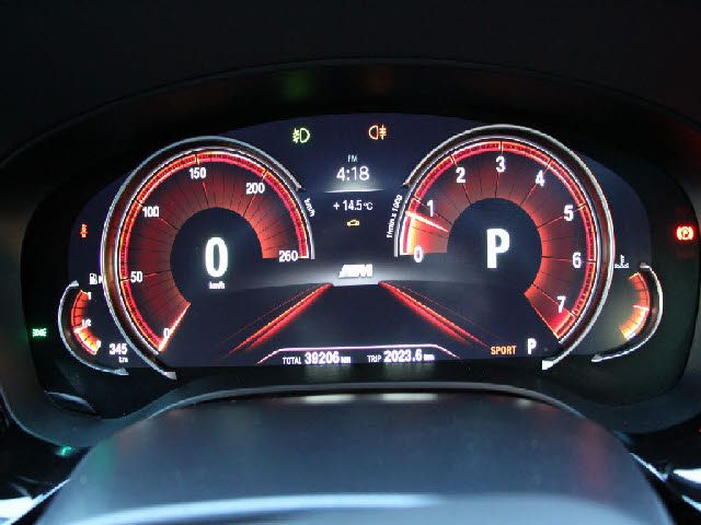 BMW 5SERIES TOURING 2019 Image 31