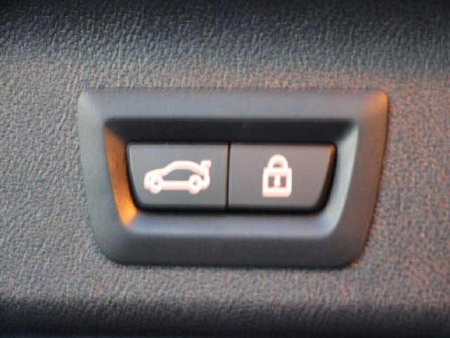 BMW 5SERIES TOURING 2019 Image 31