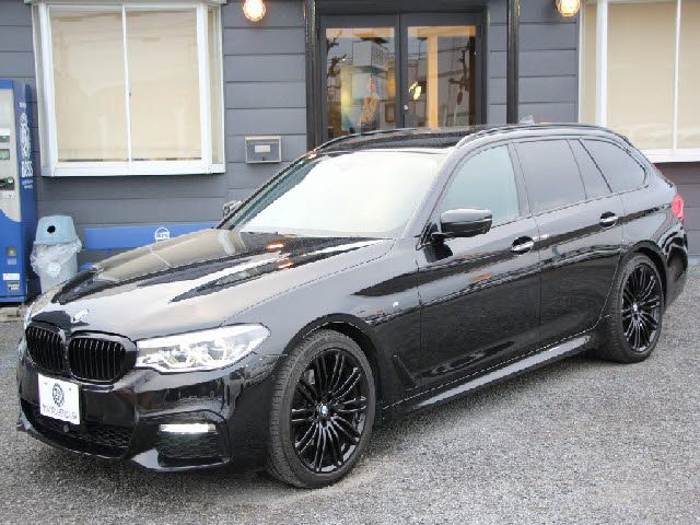 BMW 5SERIES TOURING 2019 Image 31