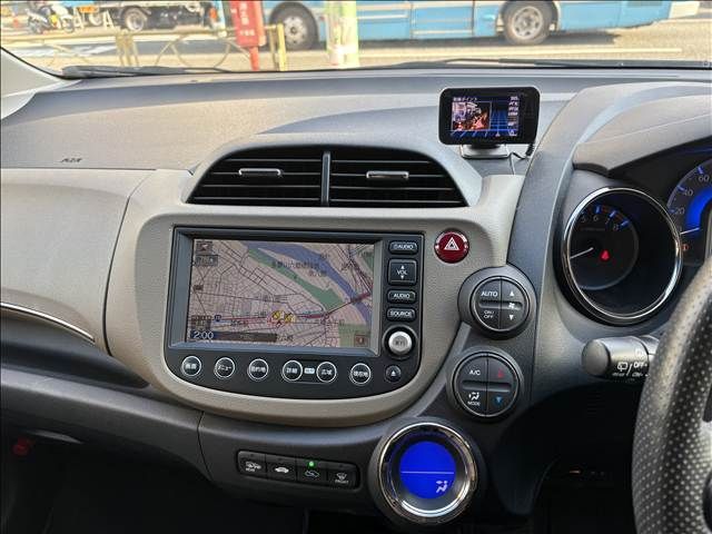 HONDA FIT SHUTTLE HYBRID 2011 Image 31