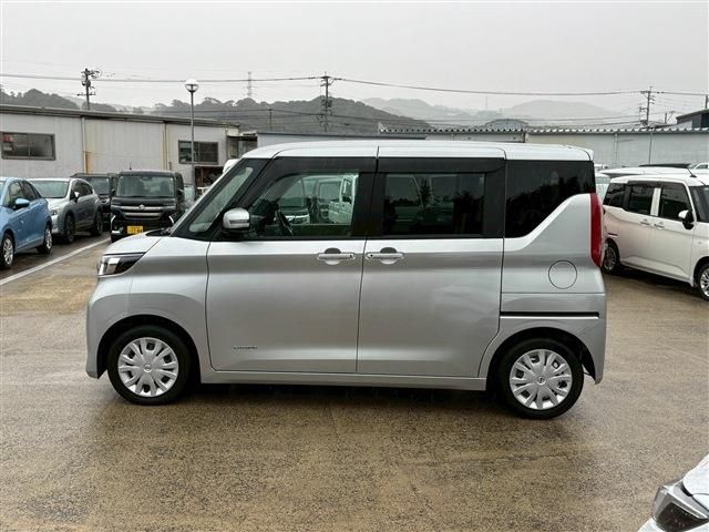 NISSAN ROOX 2023 Image 31