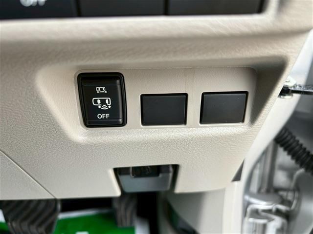 NISSAN ROOX 2023 Image 31