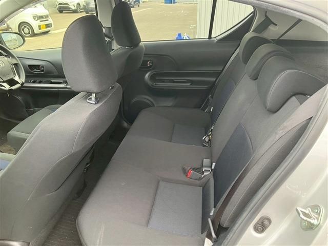 TOYOTA AQUA 2018 Image 31