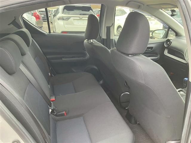 TOYOTA AQUA 2018 Image 31