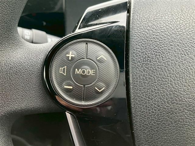 TOYOTA AQUA 2018 Image 31