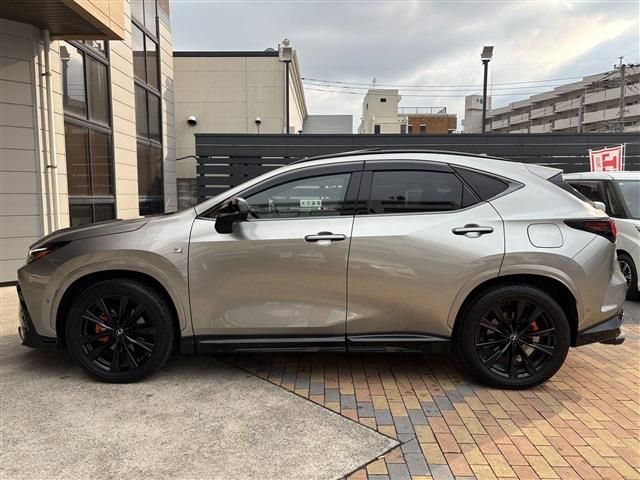 TOYOTA LEXUS NX350H 2021 Image 31