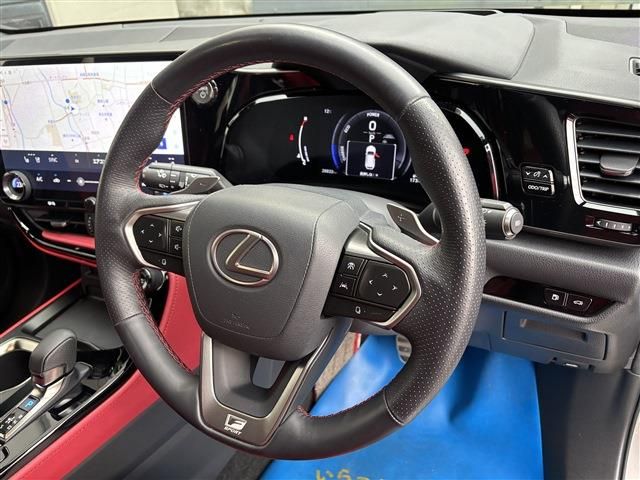 TOYOTA LEXUS NX350H 2021 Image 31