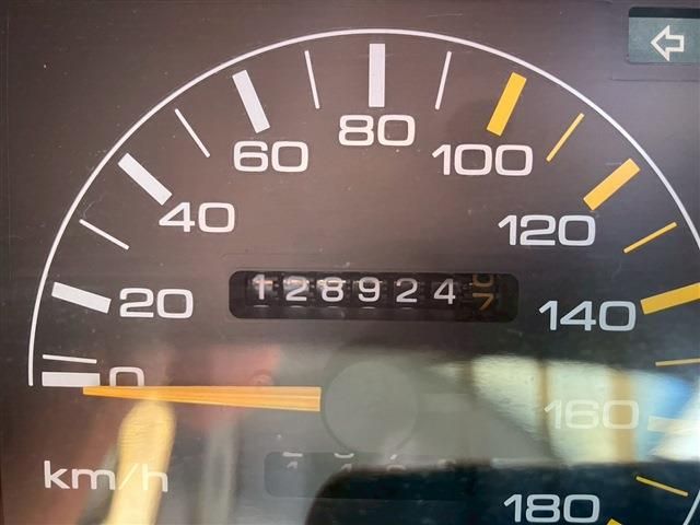 NISSAN GLORIA HARDTOP 1983 Image 31