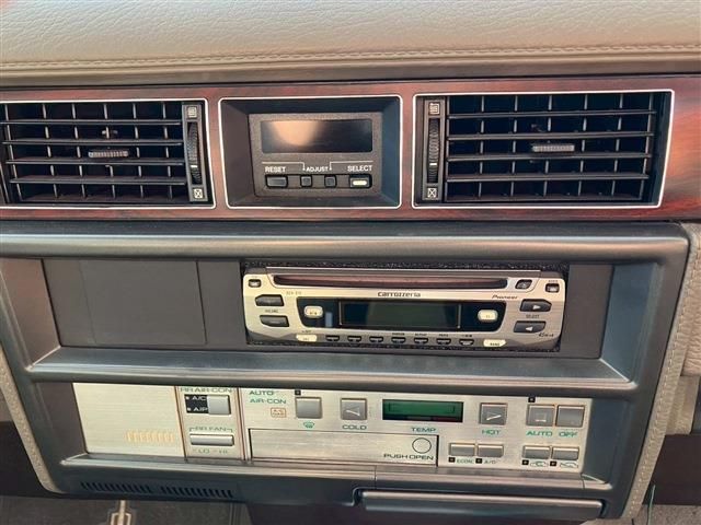 NISSAN GLORIA HARDTOP 1983 Image 31