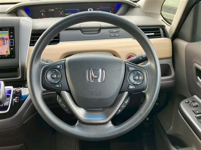 HONDA FREED HYBRID 2018 Image 31
