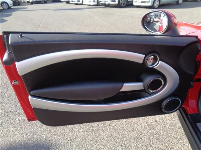 BMW MINI COOPER ROAD 2013 Image 31