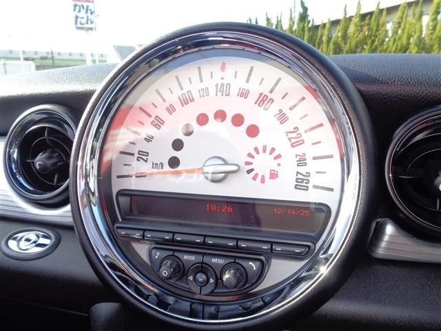 BMW MINI COOPER ROAD 2013 Image 31