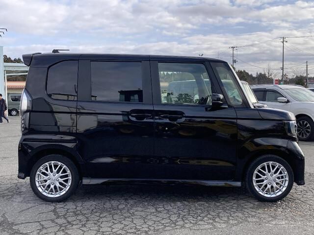 HONDA N BOX CUSTOM 4WD 2022 Image 31